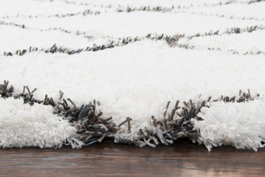 Rizzy Home Connex CX002A White Diamond Area Rug