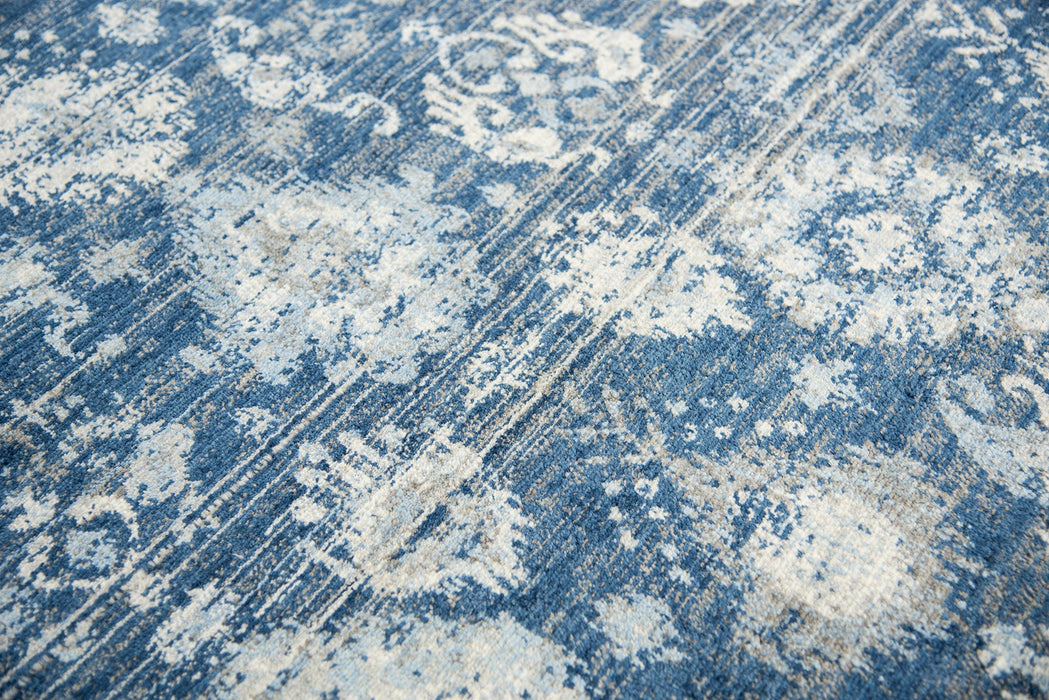 Rizzy Home Gossamer GS6827 Blue Motif Ikat Area Rug